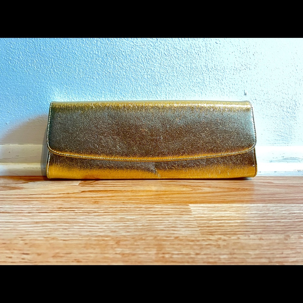 Gold long clutch